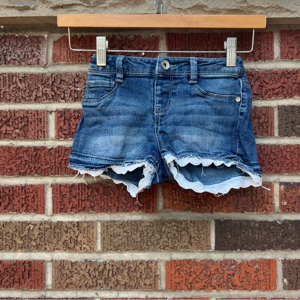 Member’s Mark Medium Blue Crochet Lace Trim High Rise Denim Shorts